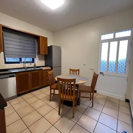 Vakantiehuis The Hideaway Retreat Santo Antonio da Serra