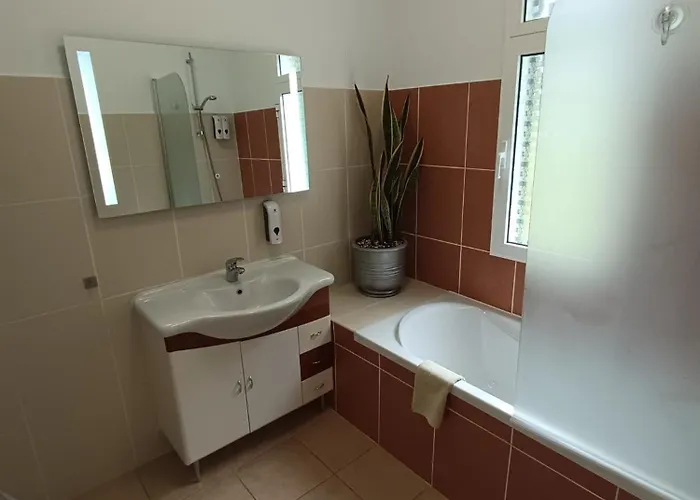 The Hideaway Retreat * Santo Antonio da Serra